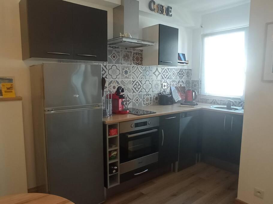 A 50 M De La Plage, Appartement De 35 M2 : Les Pieds Sales Bréhal 외부 사진