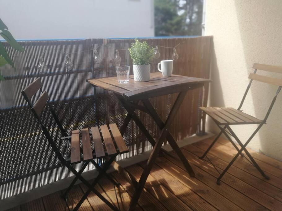 A 50 M De La Plage, Appartement De 35 M2 : Les Pieds Sales Bréhal 외부 사진